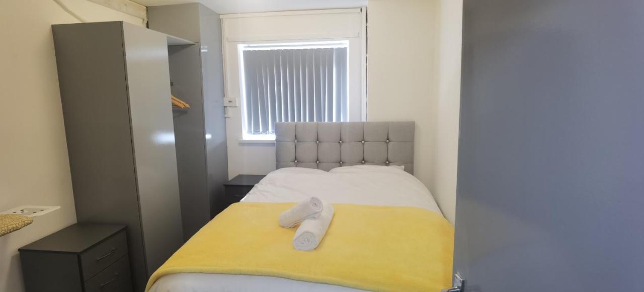 Lovely 3 Bed Ground Floor Apartment Near Qe Hospital Harborne Birmingham New المظهر الخارجي الصورة
